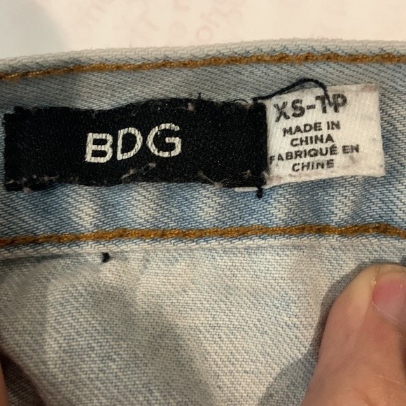 BDG Stone Washed Snap Front Light Denim Jean Pocketed Mini Skirt size XS - Picture 5 of 8